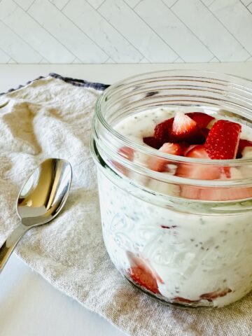 A picture of a jar of yogurt